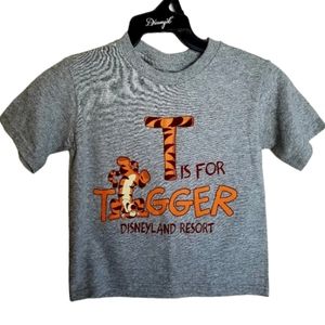 T is for Tigger disney resort t shirt size 3T